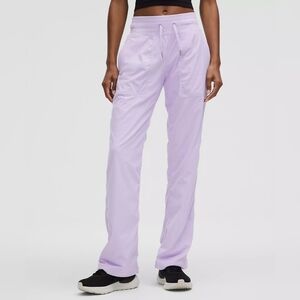 Lululemon Dance Studio Mid-Rise Pant Size 6 Short